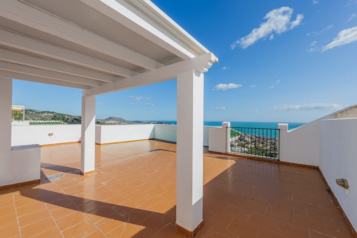 Appartement te koop in Málaga Este | 4 slaapkamers H5322808