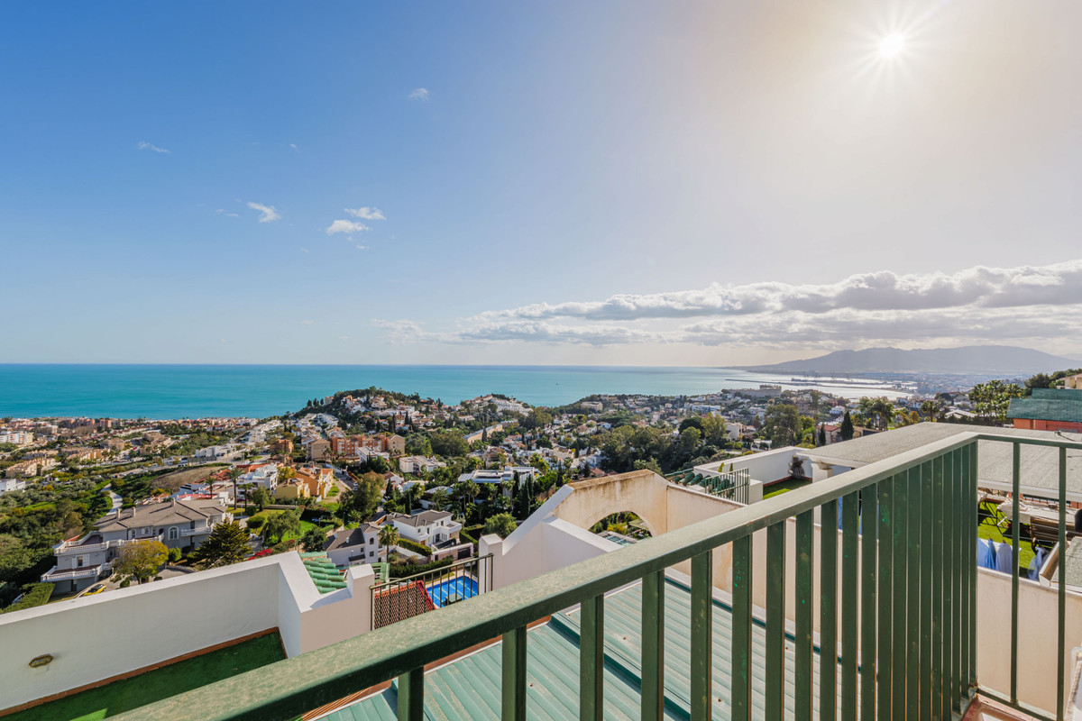 Appartement te koop in Málaga Este | 4 slaapkamers H5322808
