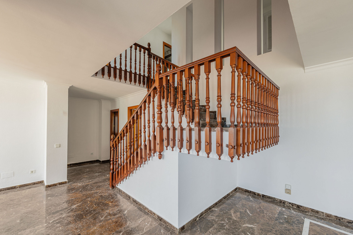 Appartement te koop in Málaga Este | 4 slaapkamers H5322808