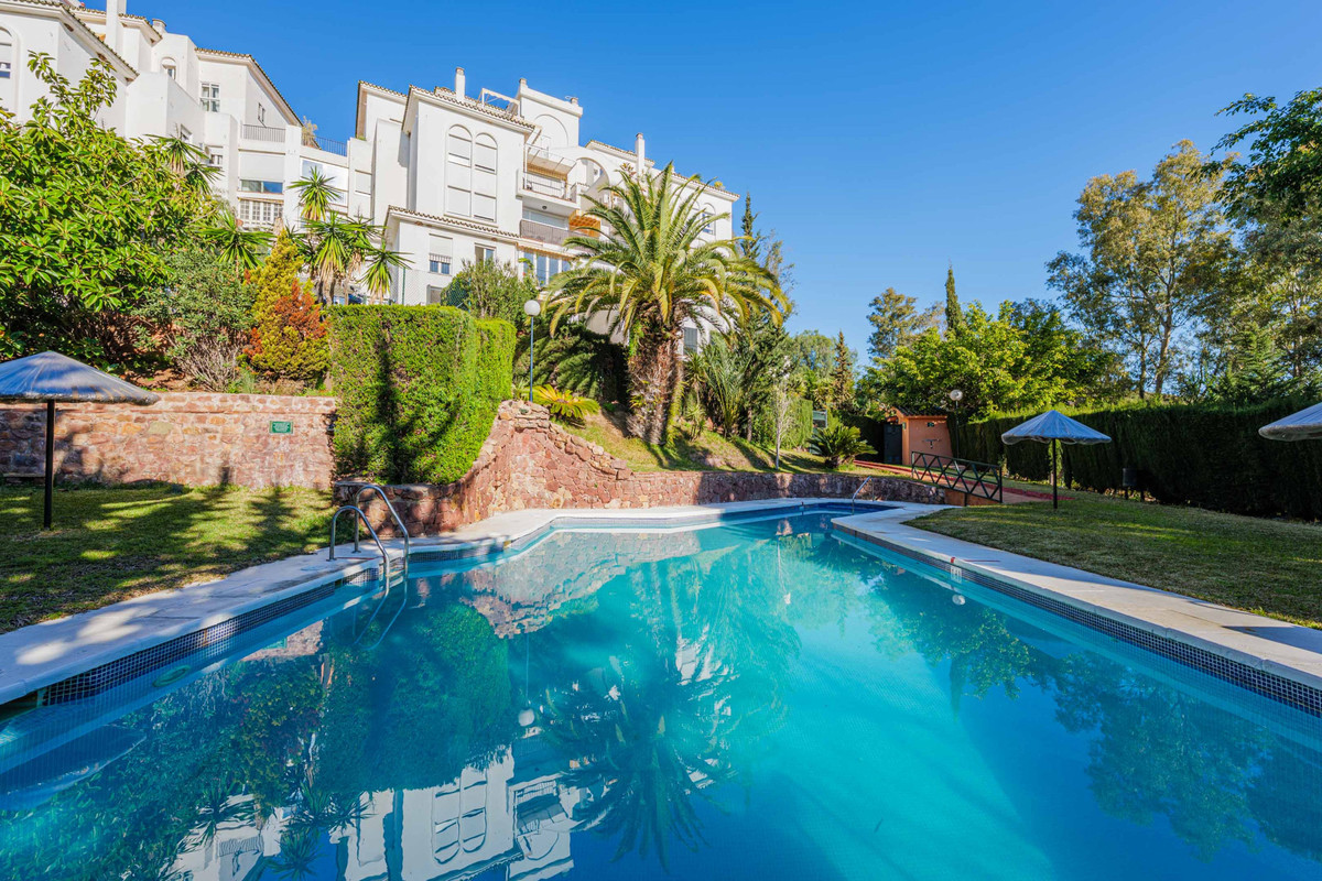 Appartement te koop in Málaga Este | 4 slaapkamers H5322808