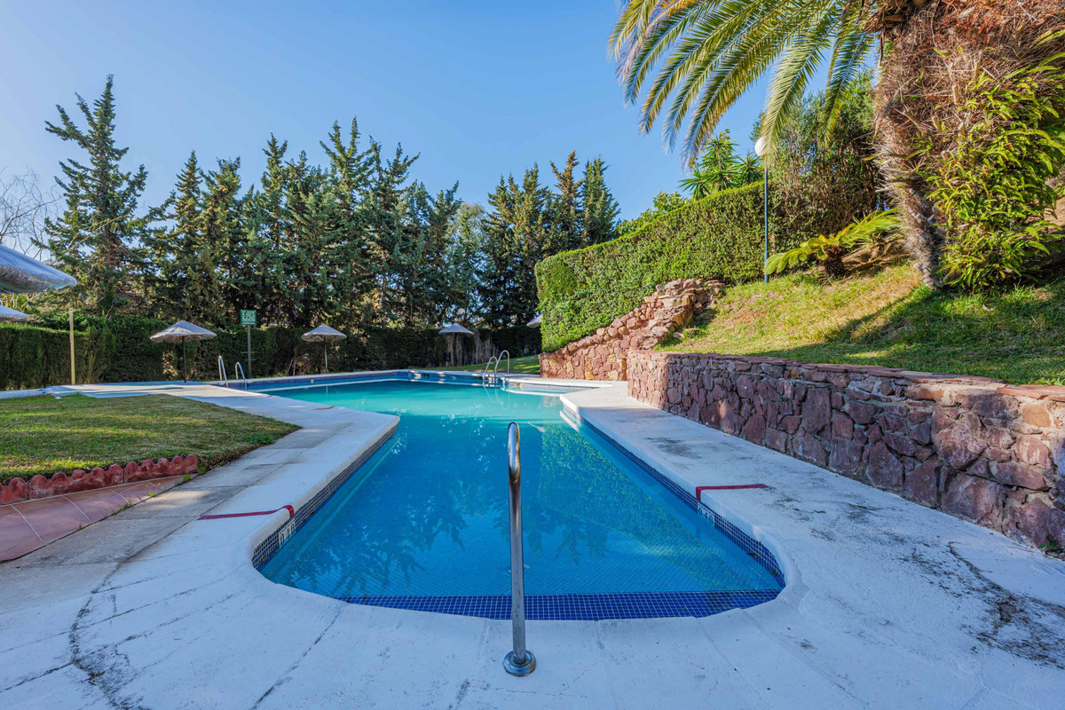 Appartement te koop in Málaga Este | 4 slaapkamers H5322808