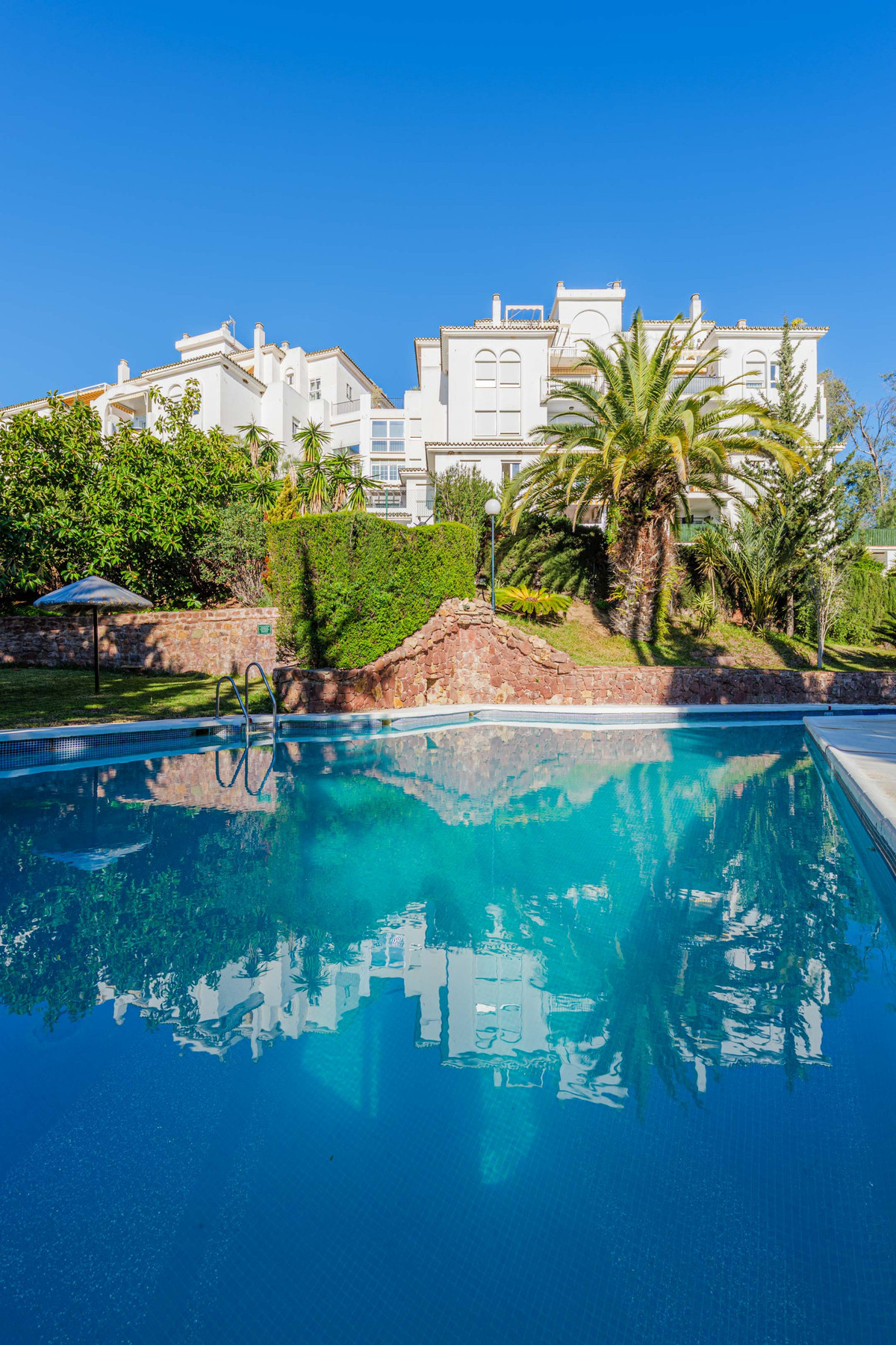 Appartement te koop in Málaga Este | 4 slaapkamers H5322808