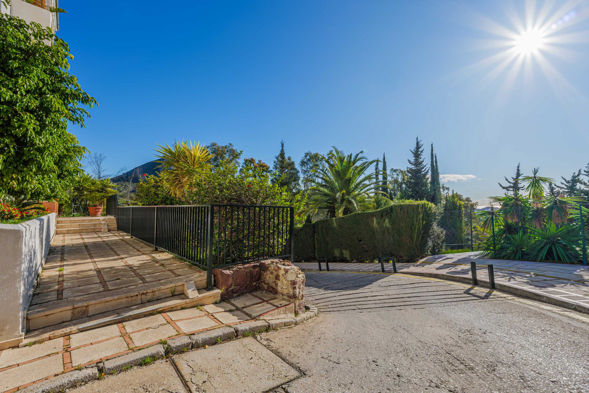 Appartement te koop in Málaga Este | 4 slaapkamers H5322808