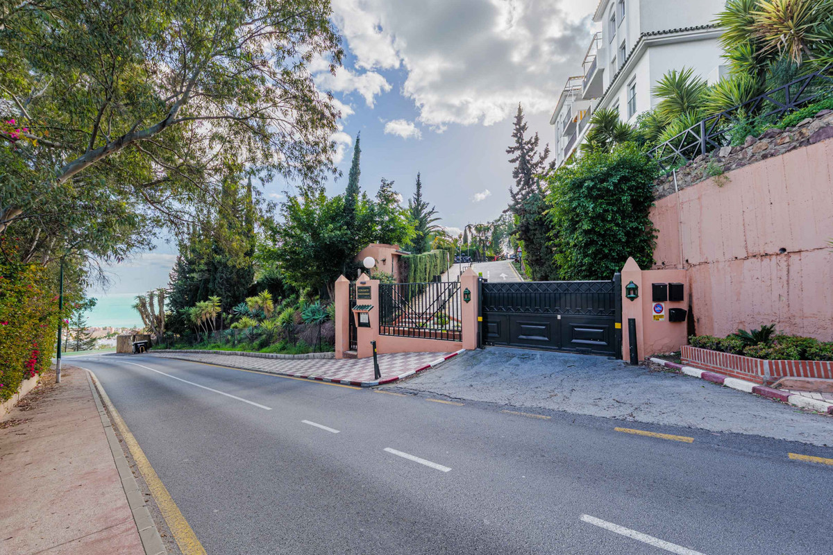 Appartement te koop in Málaga Este | 4 slaapkamers H5322808