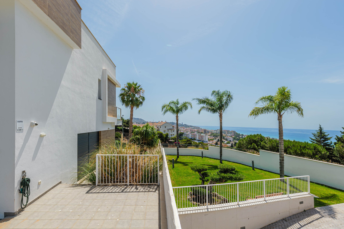 Appartement te koop in Málaga Este | 4 slaapkamers H5420239