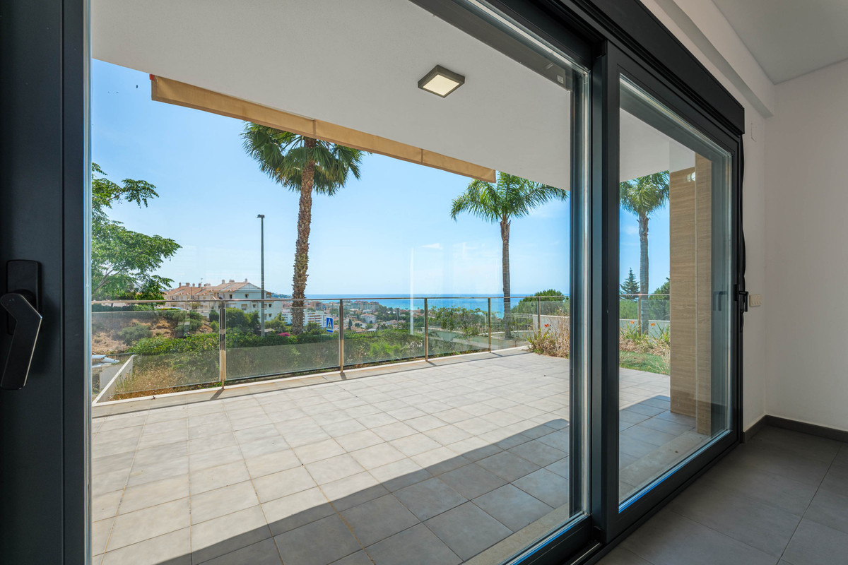 Appartement te koop in Málaga Este | 4 slaapkamers H5420239