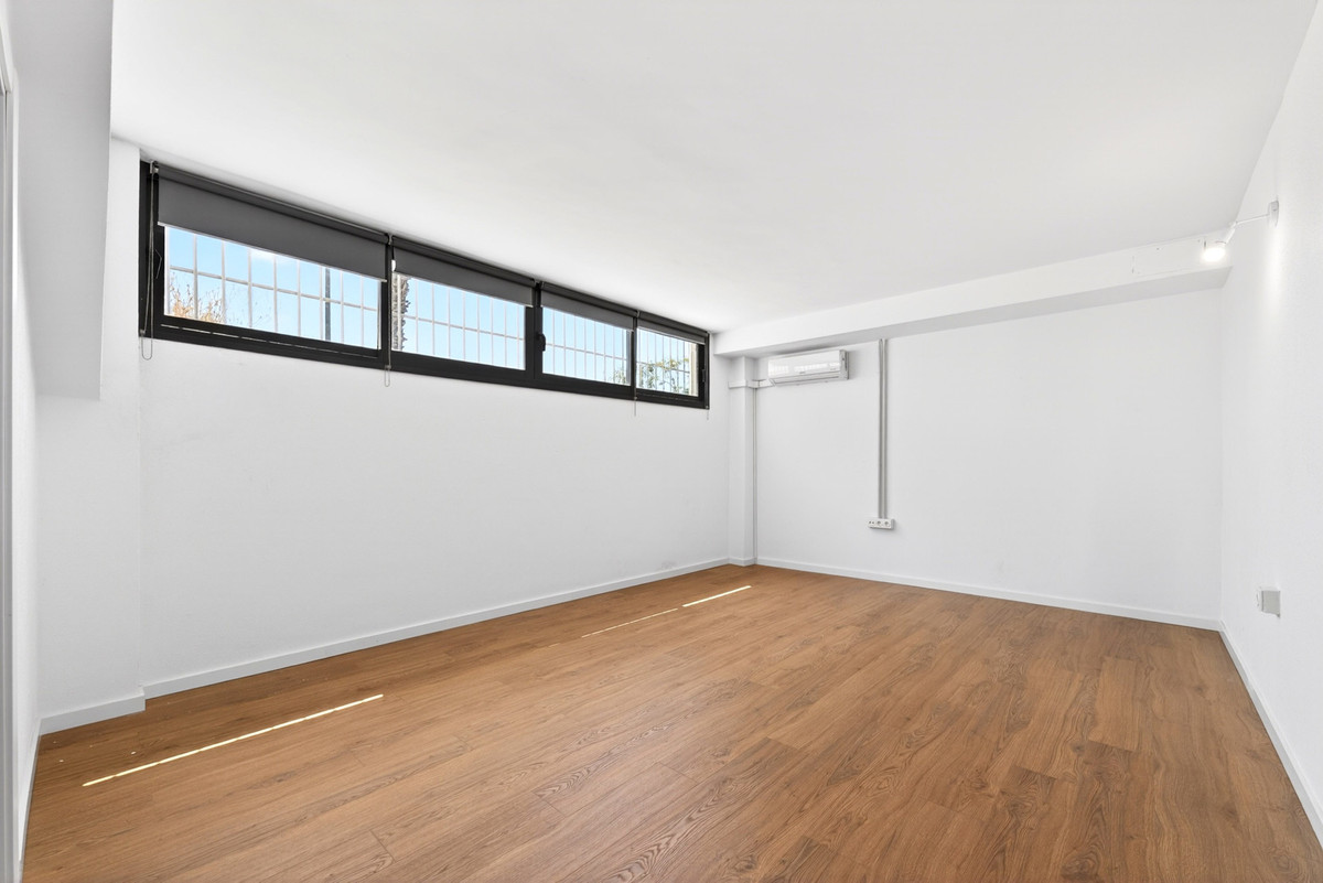 Appartement te koop in Málaga Este | 4 slaapkamers H5420239