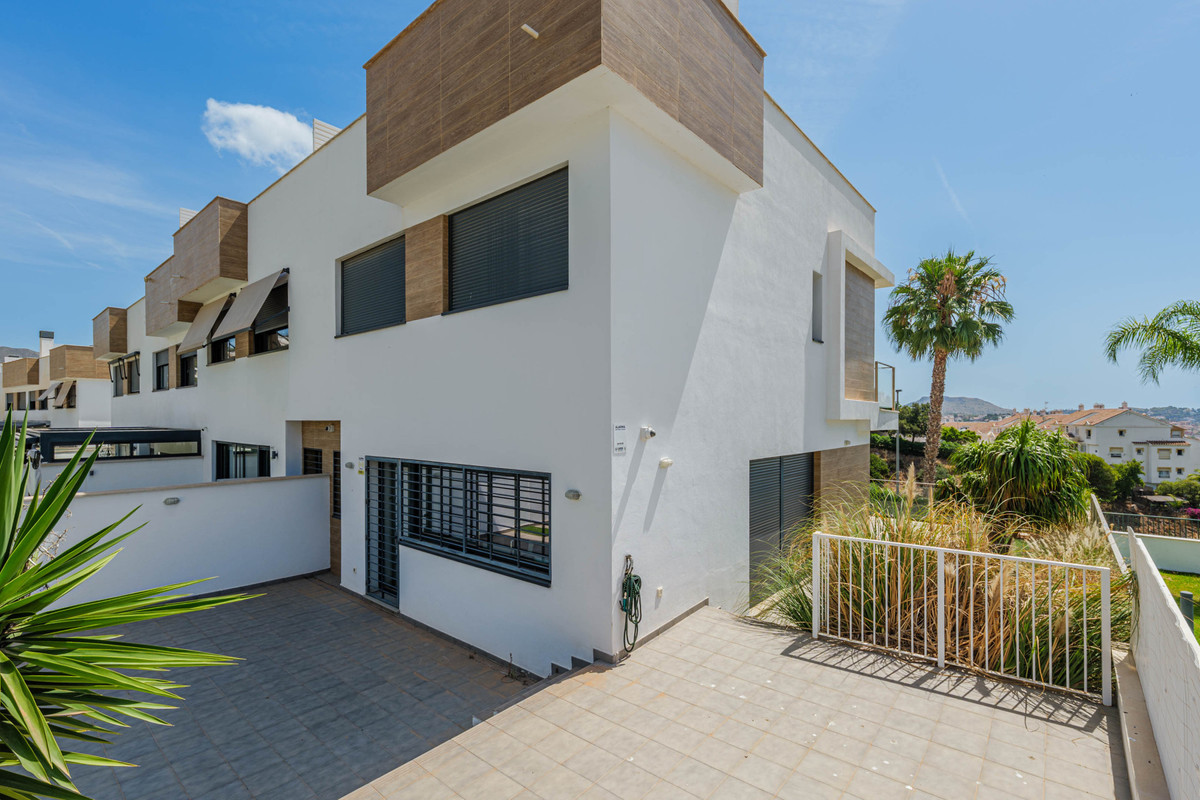 Appartement te koop in Málaga Este | 4 slaapkamers H5420239