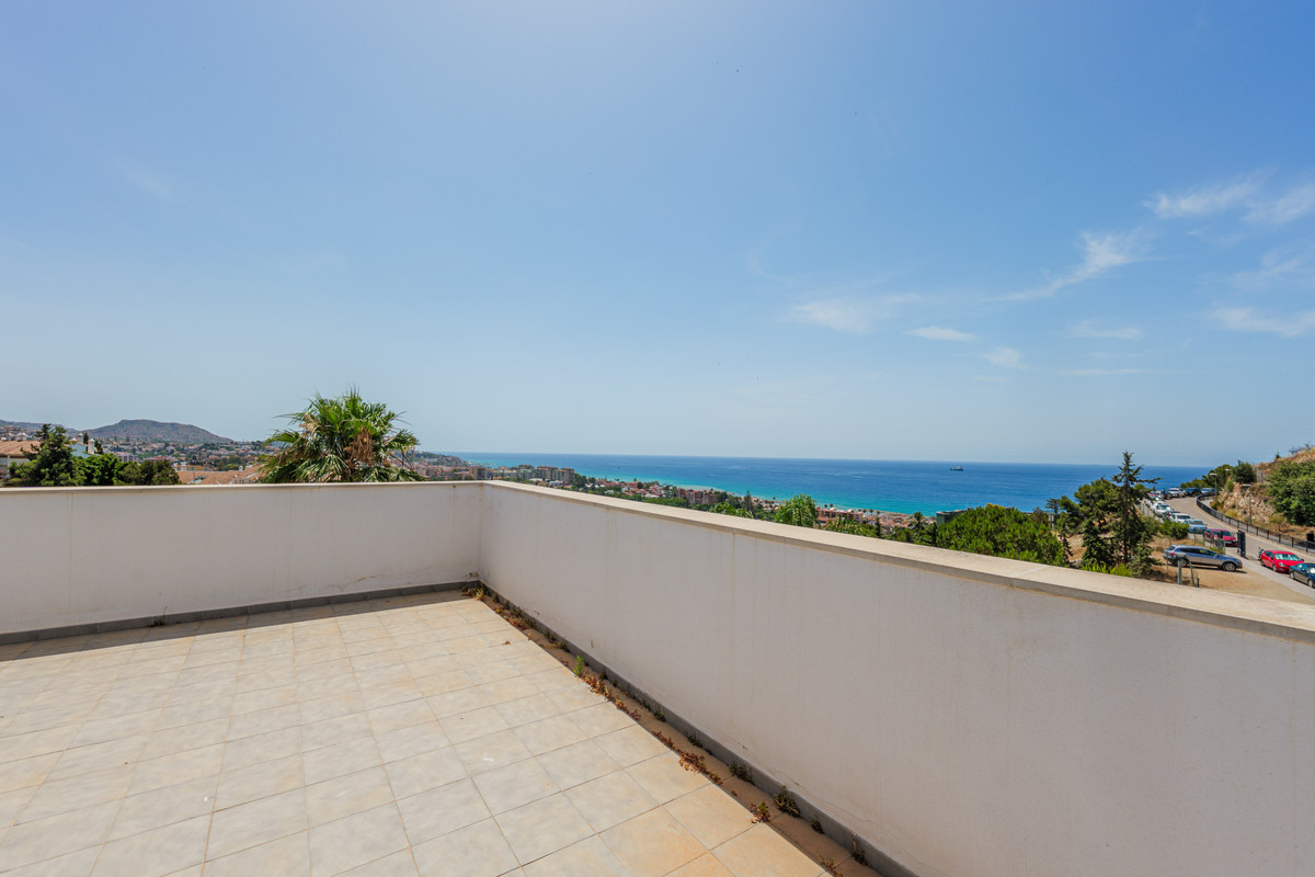Appartement te koop in Málaga Este | 4 slaapkamers H5420239