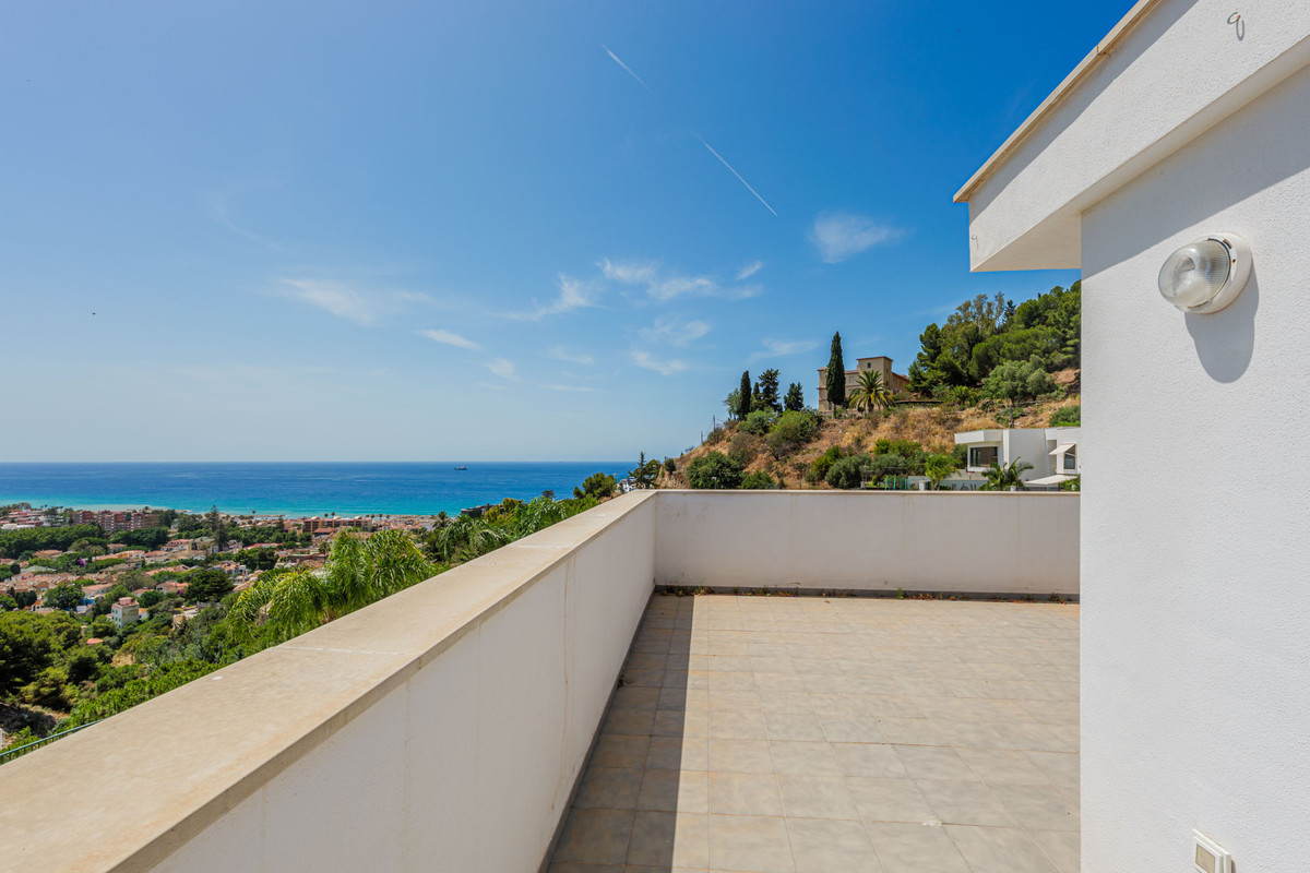 Appartement te koop in Málaga Este | 4 slaapkamers H5420239