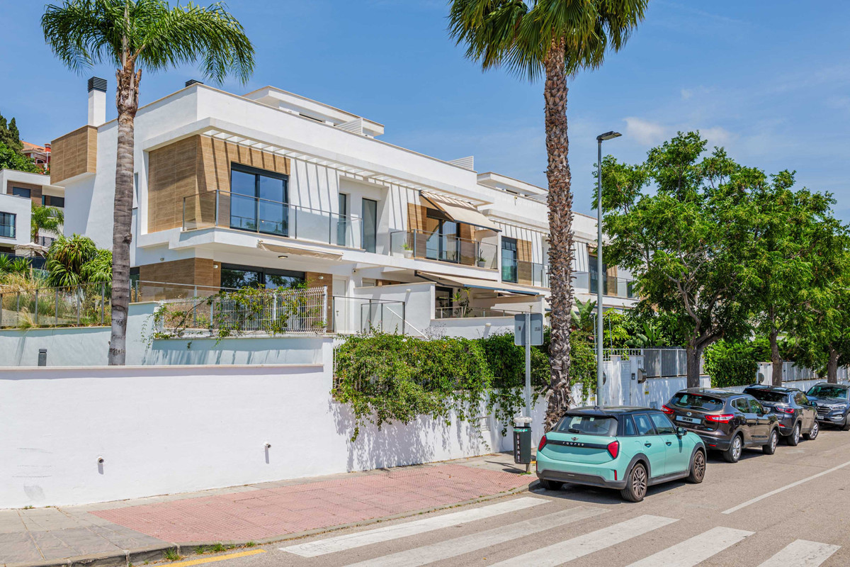 Appartement te koop in Málaga Este | 4 slaapkamers H5420239