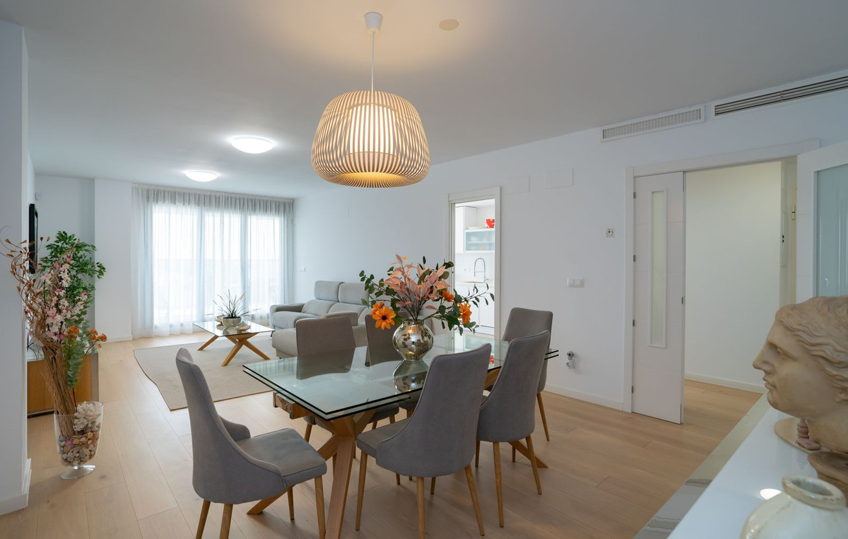Appartement te koop in Málaga Este | 3 slaapkamers H5486023