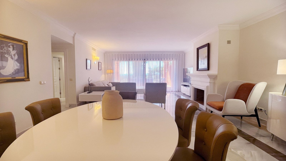 Appartement te koop in Monte Halcones | 3 slaapkamers H4545196