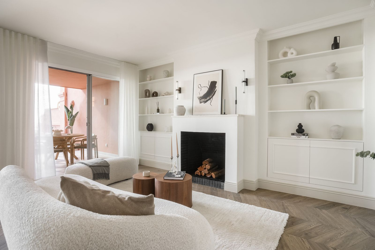 Duplex in Monte Halcones-1
