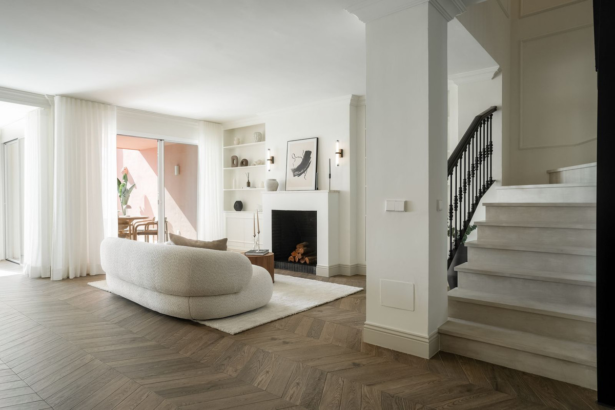Duplex in Monte Halcones-11