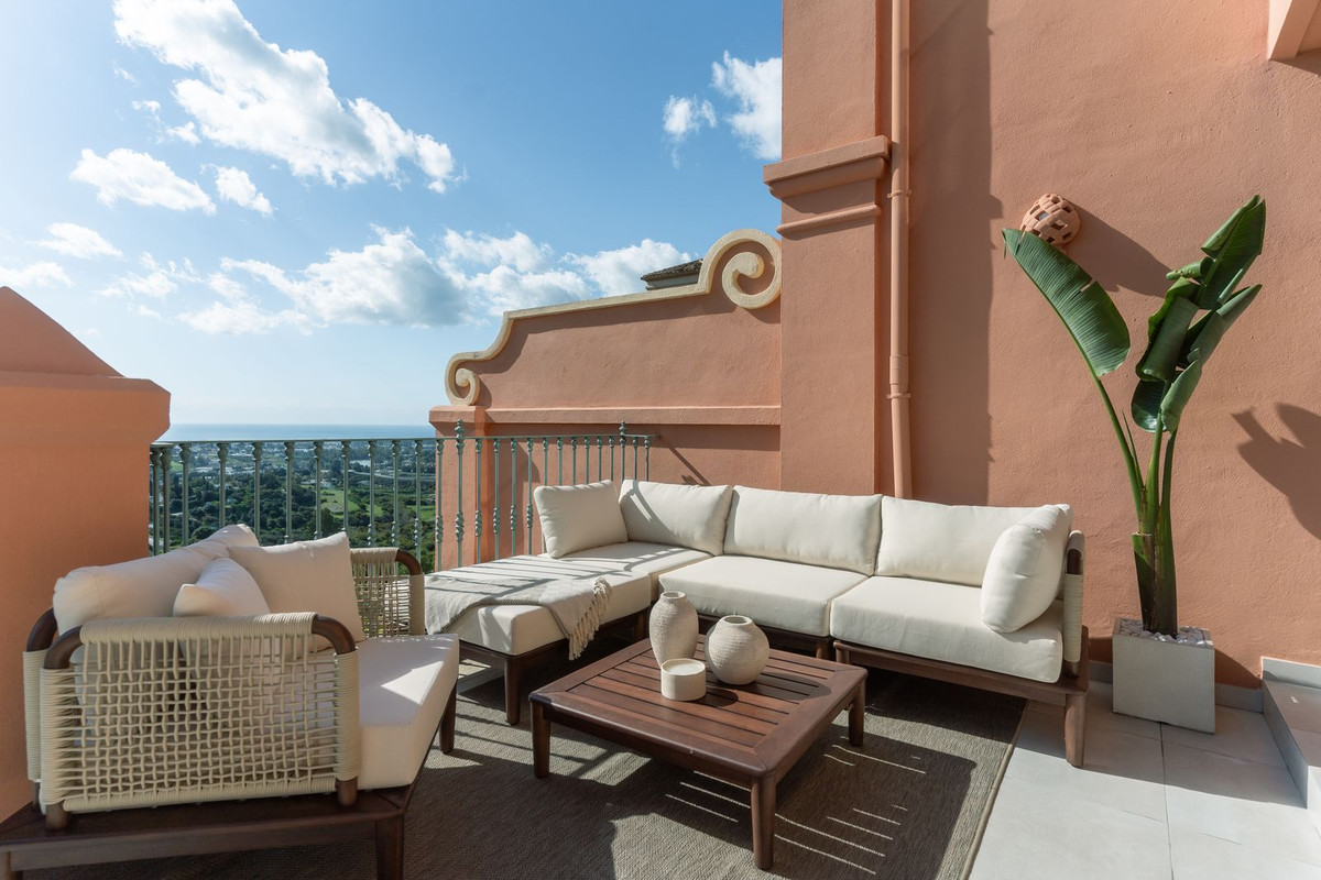 Duplex in Monte Halcones-15
