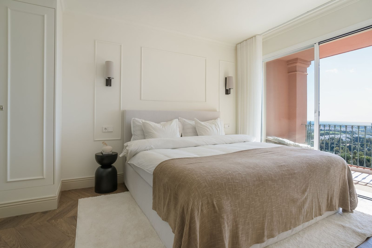 Duplex in Monte Halcones-26