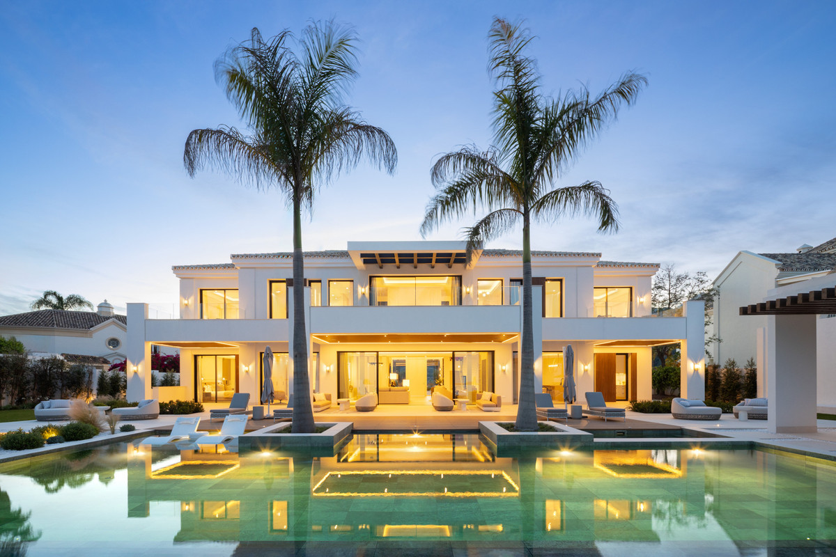 Huis te koop in Monte Halcones | 7 slaapkamers H5135665