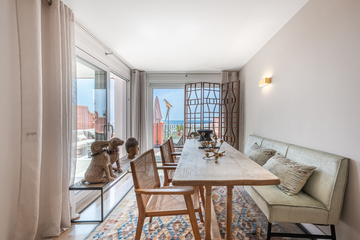 Duplex te koop in La Quinta | 4 slaapkamers H5146996