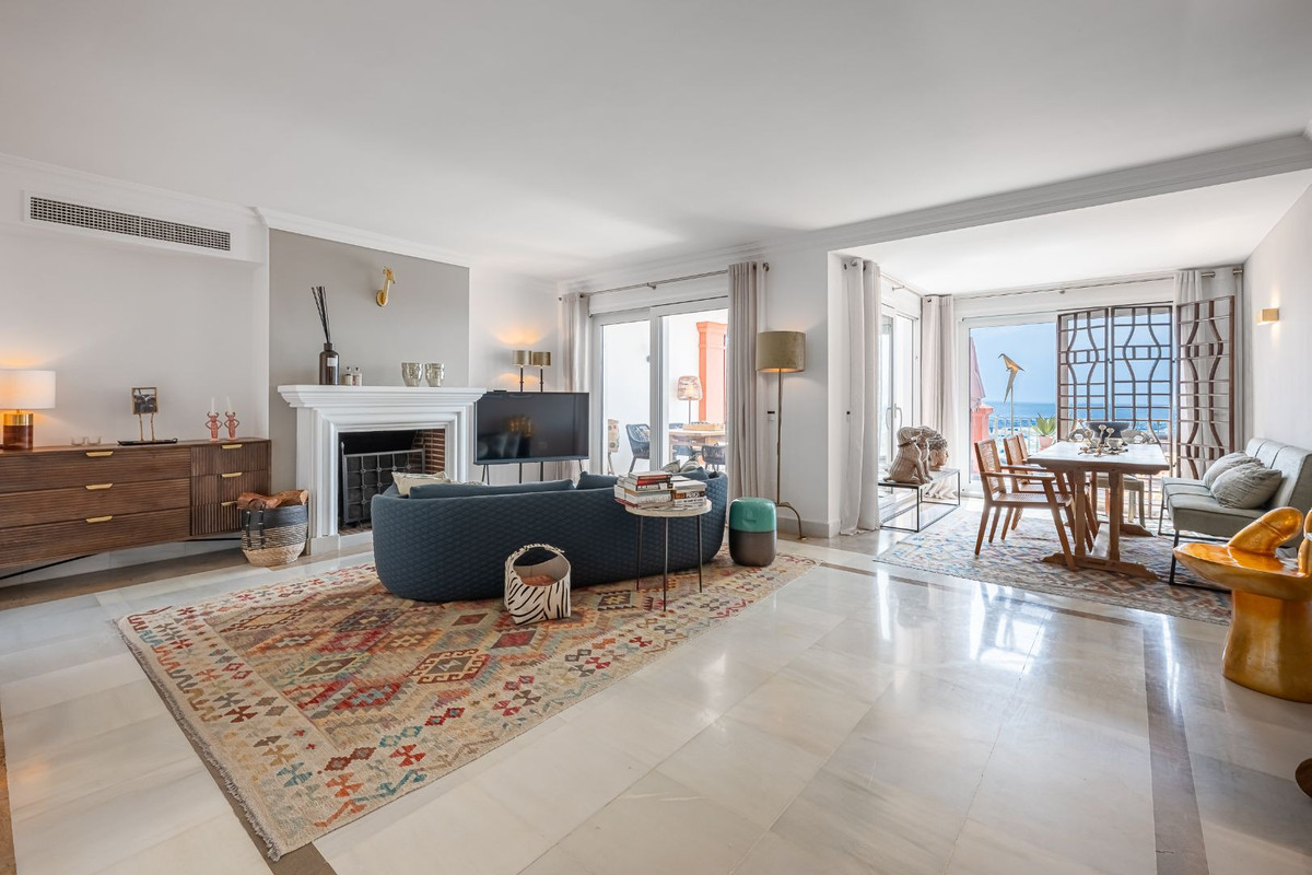 Duplex te koop in La Quinta | 4 slaapkamers H5146996