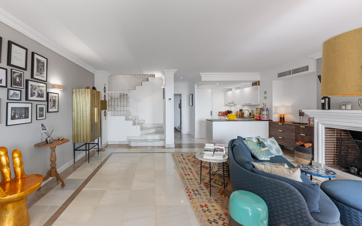 Duplex te koop in La Quinta | 4 slaapkamers H5146996
