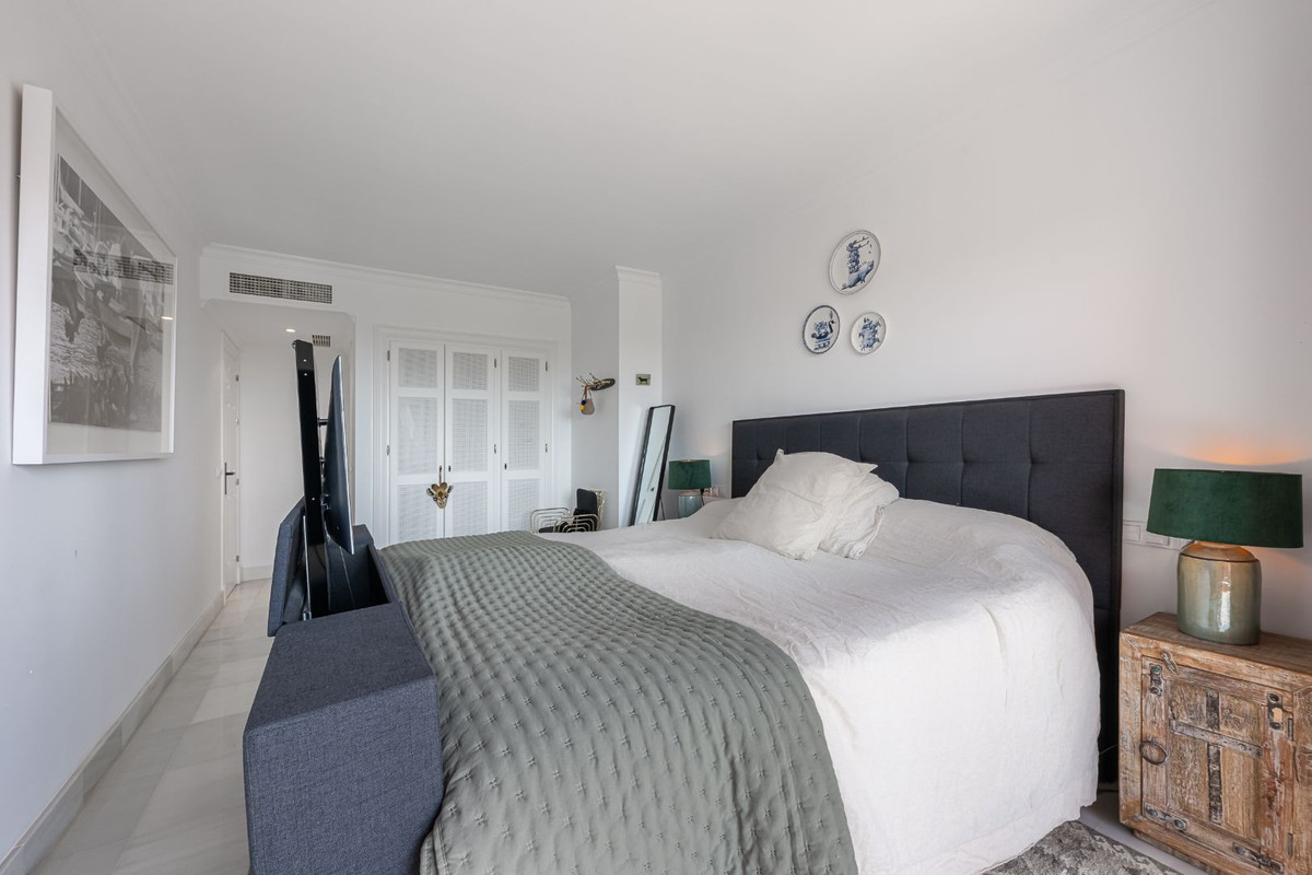 Duplex te koop in La Quinta | 4 slaapkamers H5146996