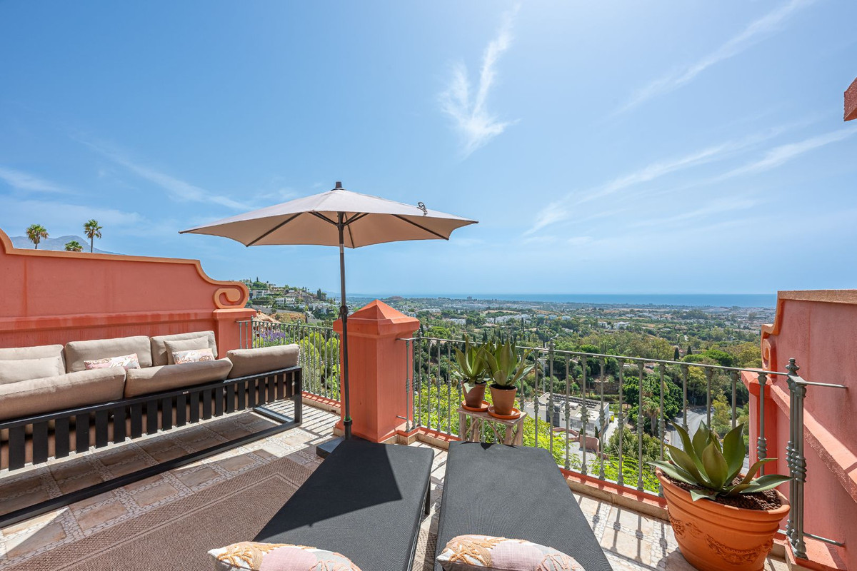 Duplex te koop in La Quinta | 4 slaapkamers H5146996