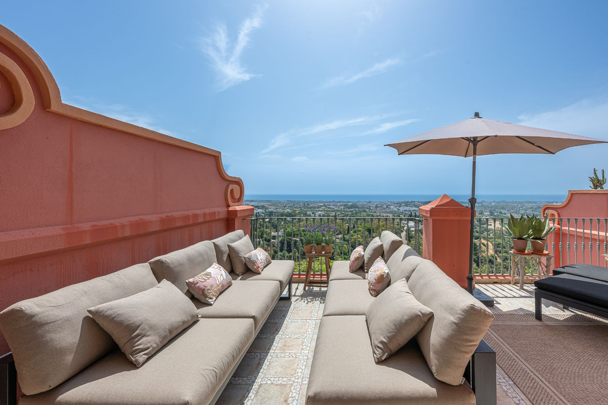 Duplex te koop in La Quinta | 4 slaapkamers H5146996