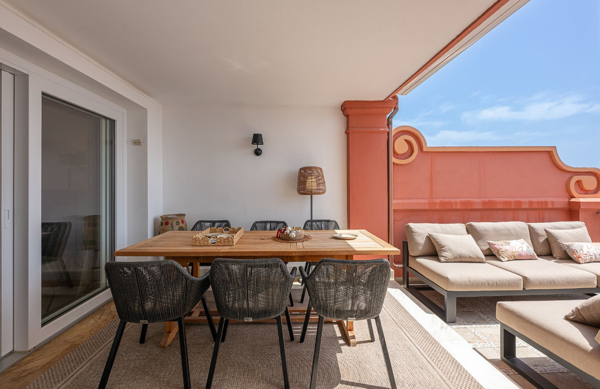 Duplex te koop in La Quinta | 4 slaapkamers H5146996