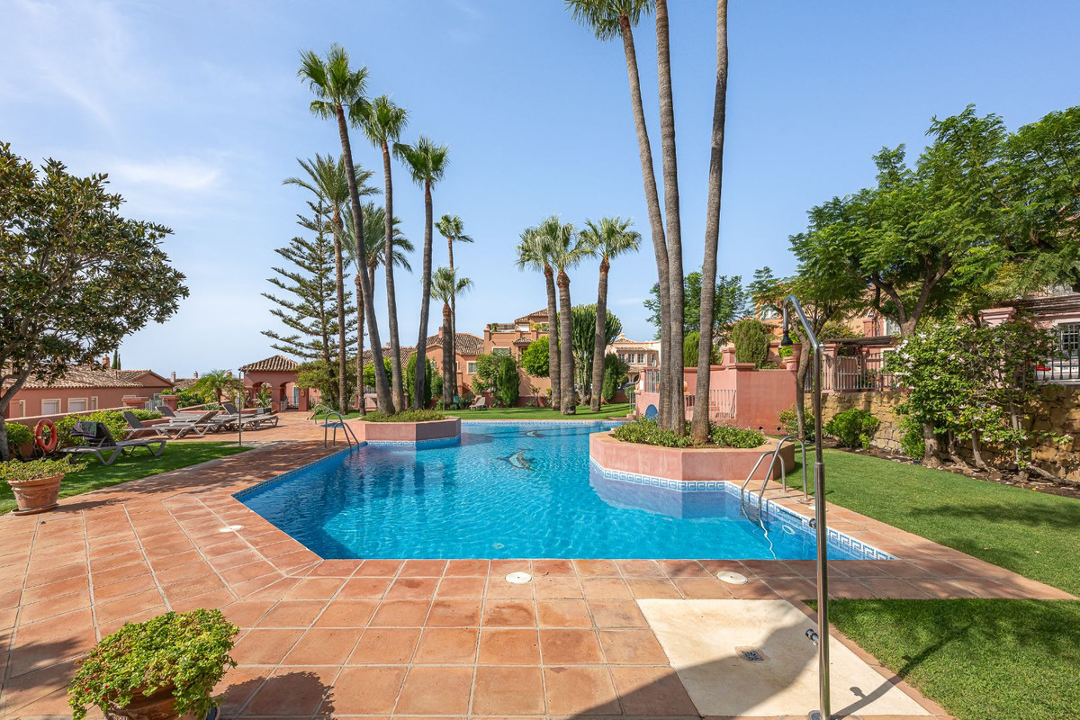 Duplex te koop in La Quinta | 4 slaapkamers H5146996