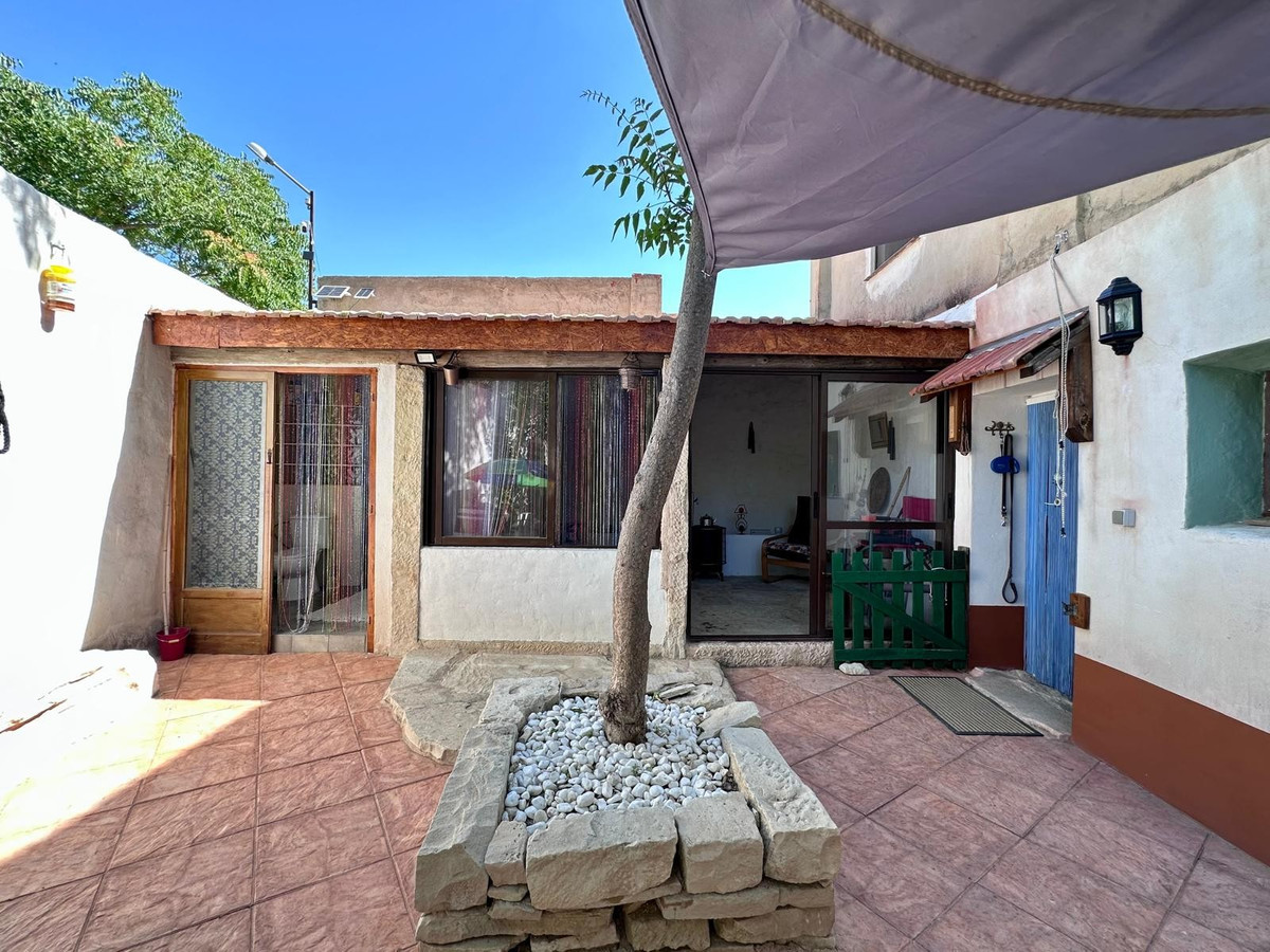Finca - Cortijo te koop in Monóvar | 2 slaapkamers H5424436
