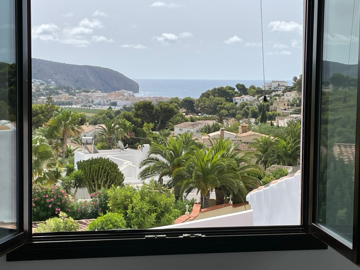 Huis te koop in Moraira | 4 slaapkamers H5261398