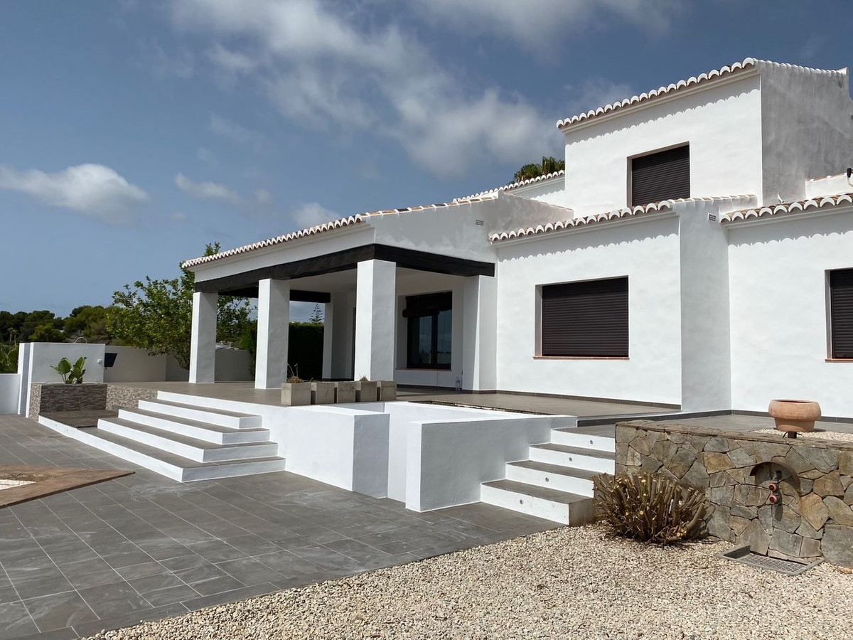 Huis te koop in Moraira | 4 slaapkamers H5261398