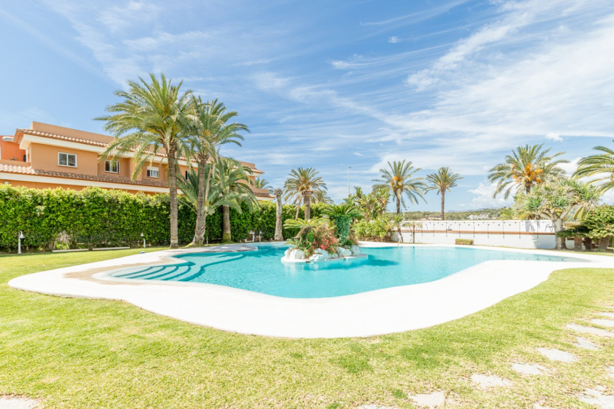 Huis te koop in Moraira | 3 slaapkamers H5400646
