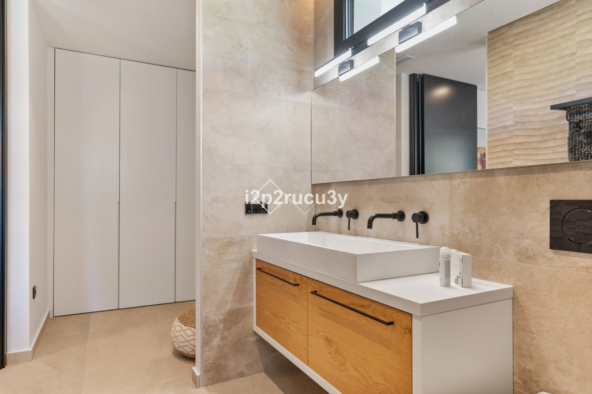 Property main view 34