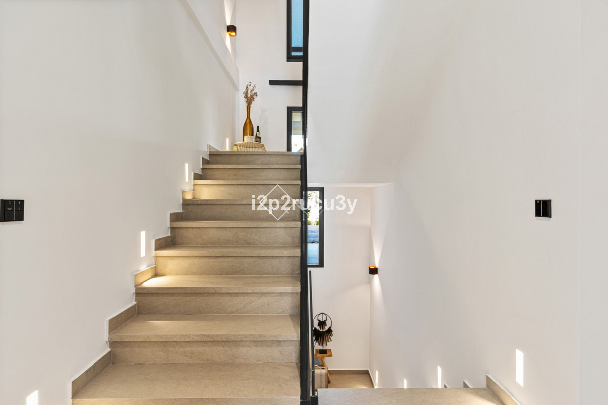 Property main view 44