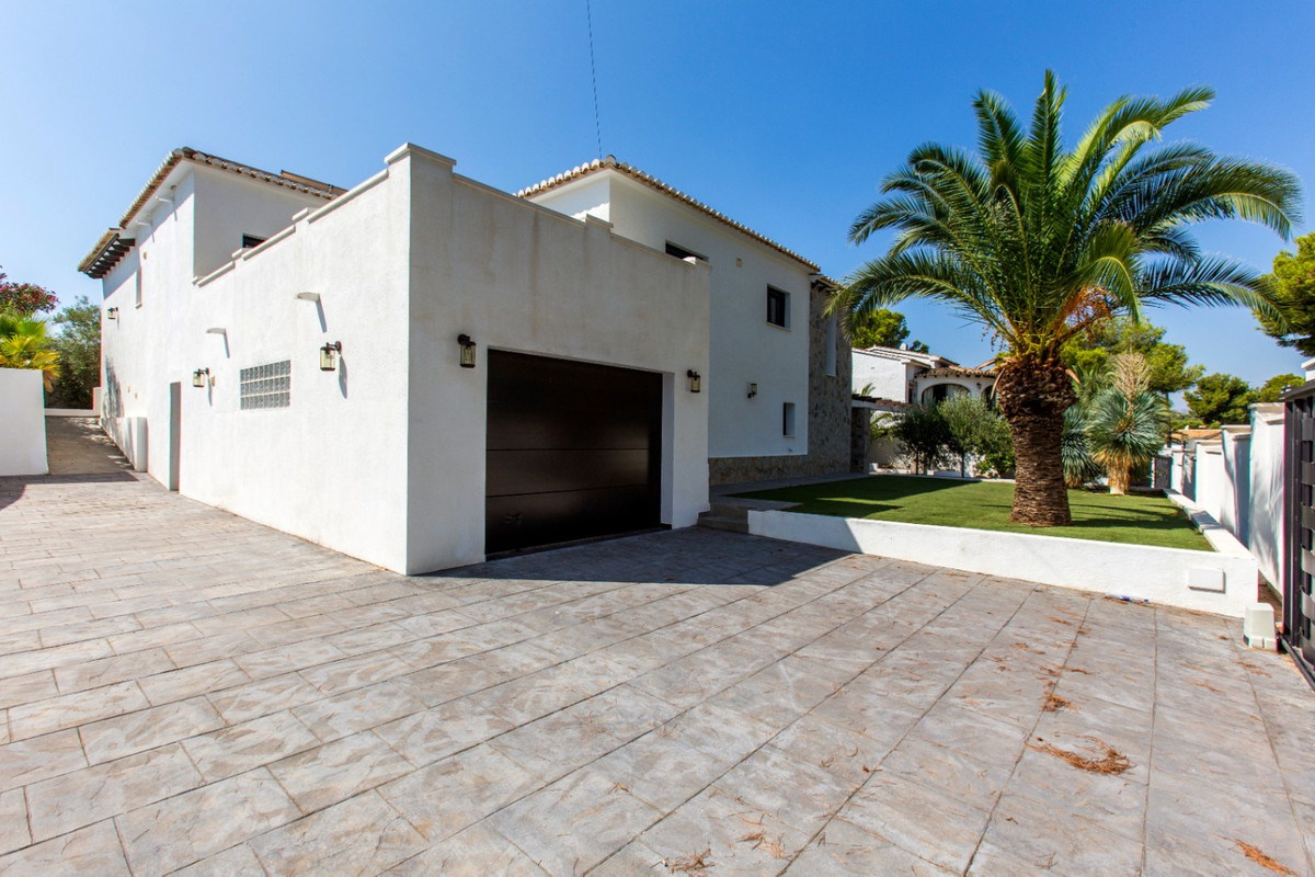 Property main view 48
