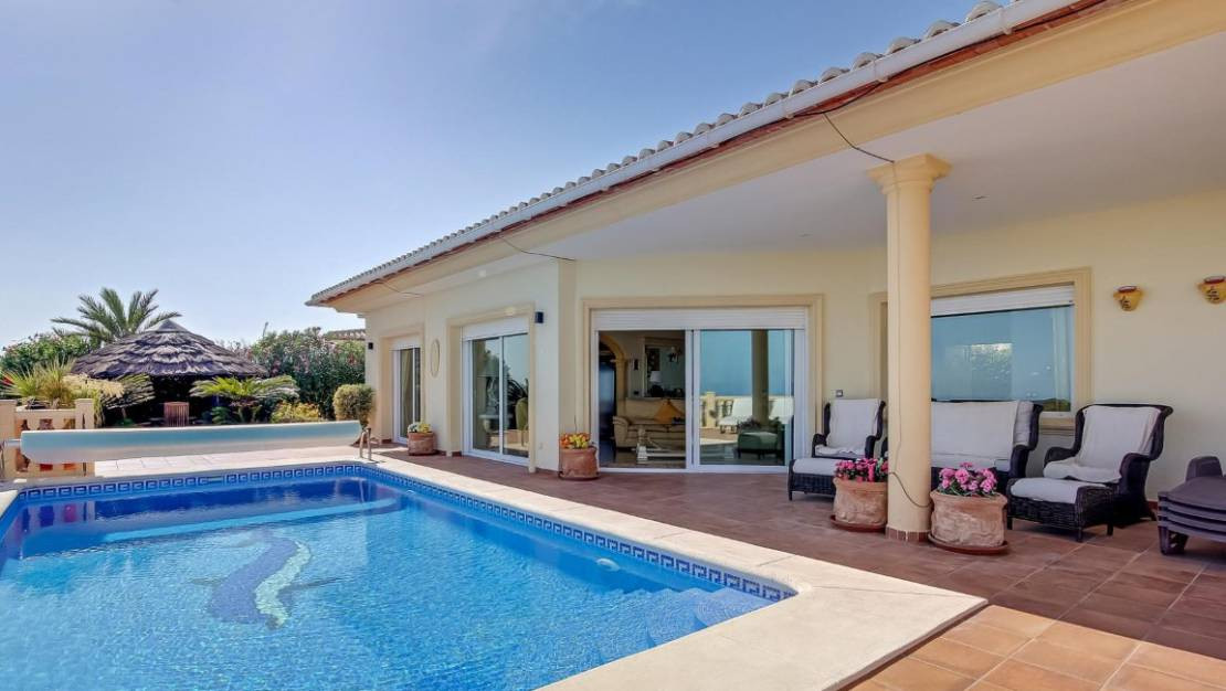 Huis te koop in Moraira | 4 slaapkamers H5473348