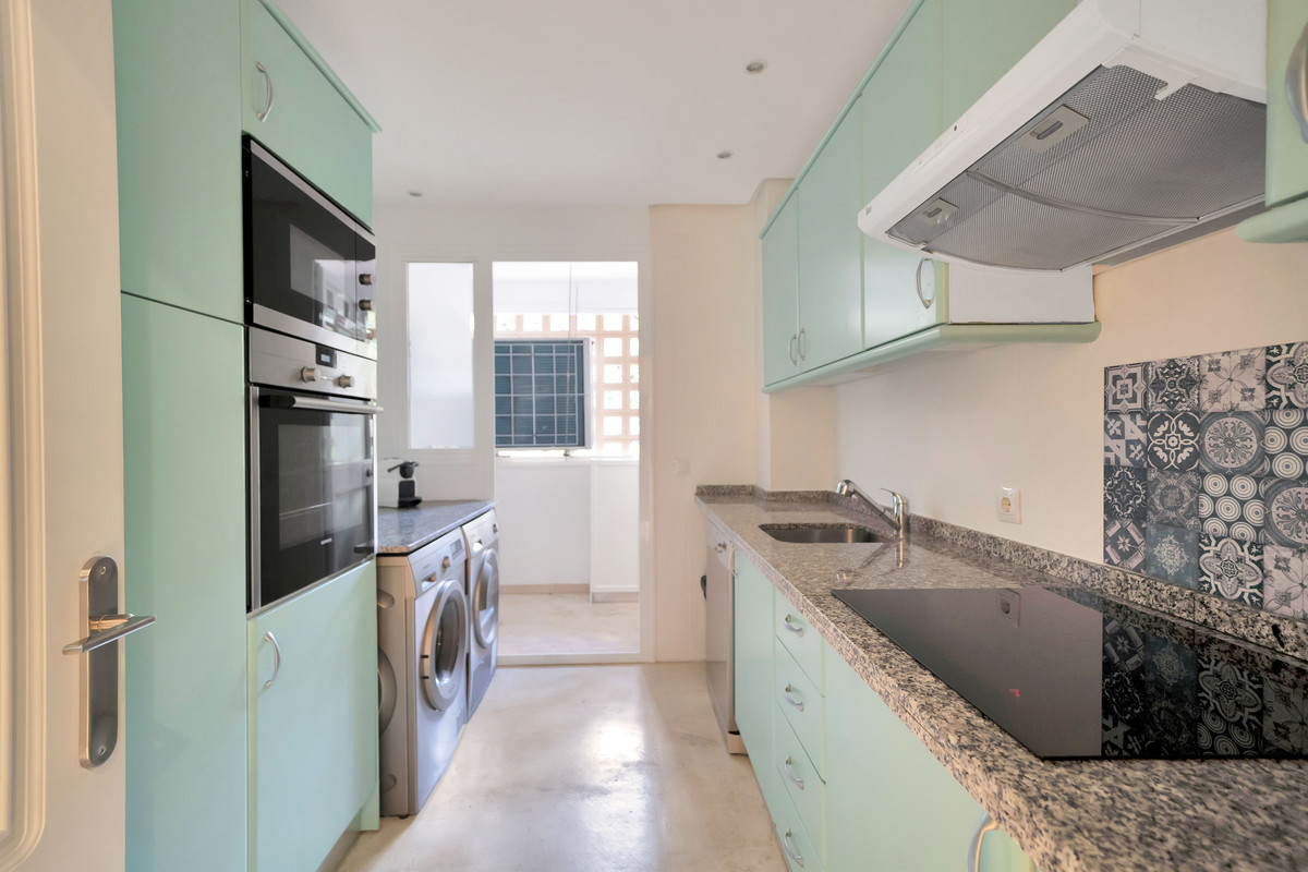 Appartement te koop in Nagüeles | 3 slaapkamers H5041636