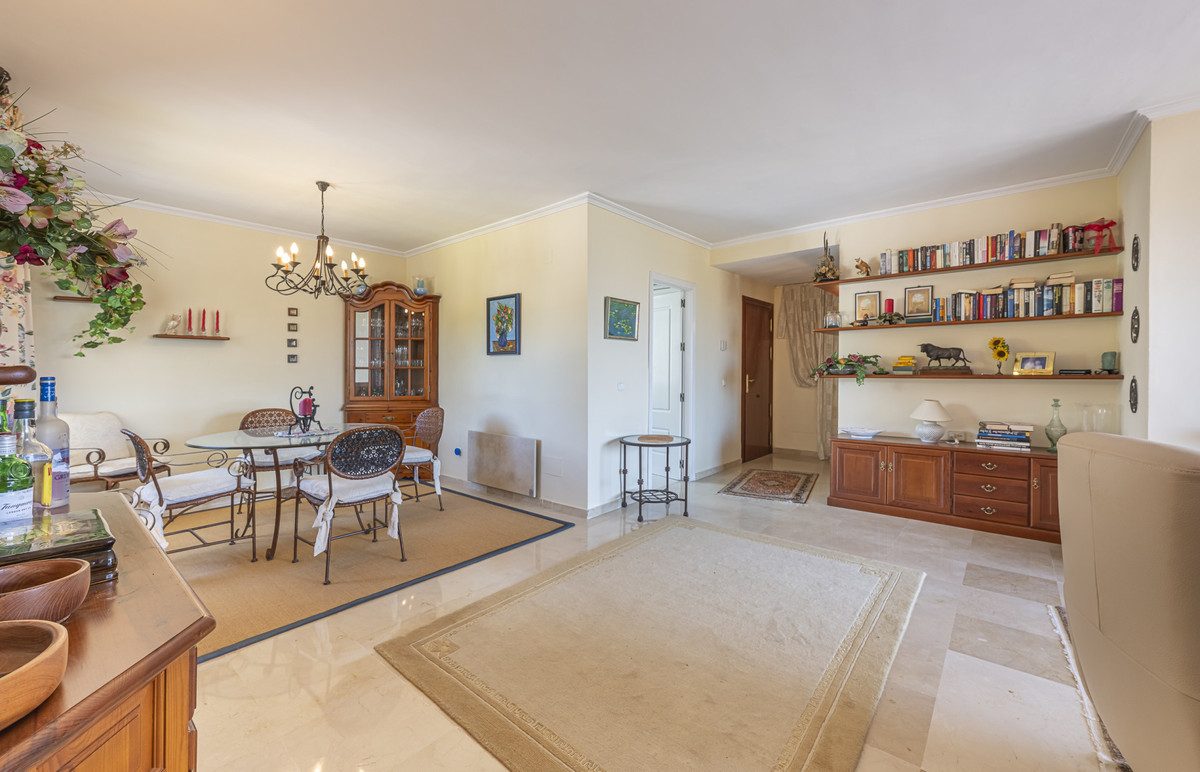 Appartement te koop in Nagüeles | 2 slaapkamers H5117206