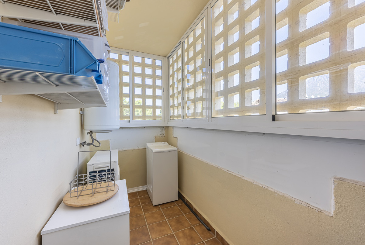 Appartement te koop in Nagüeles | 2 slaapkamers H5117206
