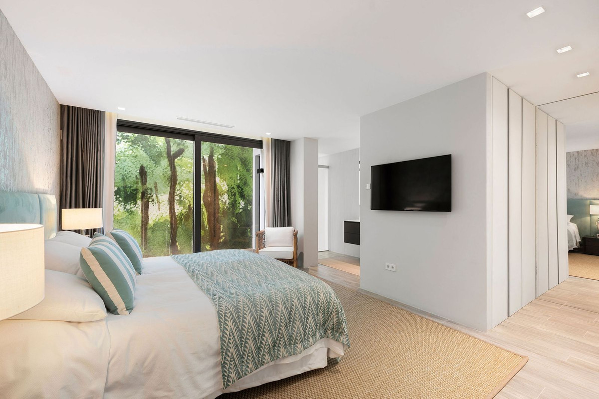 Huis te koop in Nagüeles | 5 slaapkamers H5137888