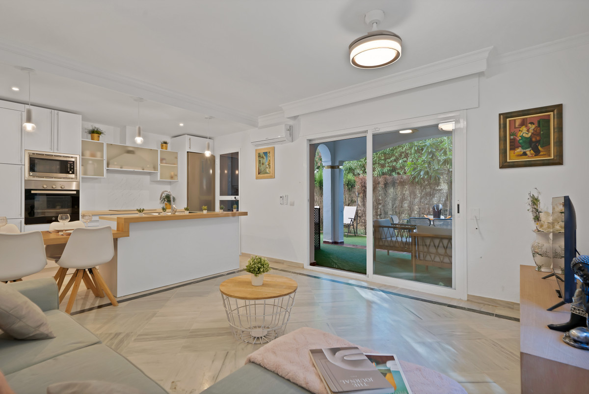 Appartement te koop in Nagüeles | 2 slaapkamers H5242255