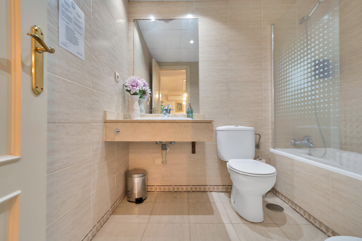 Appartement te koop in Nagüeles | 2 slaapkamers H5242255