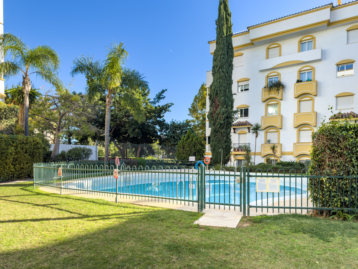 Appartement te koop in Nagüeles | 2 slaapkamers H5242255