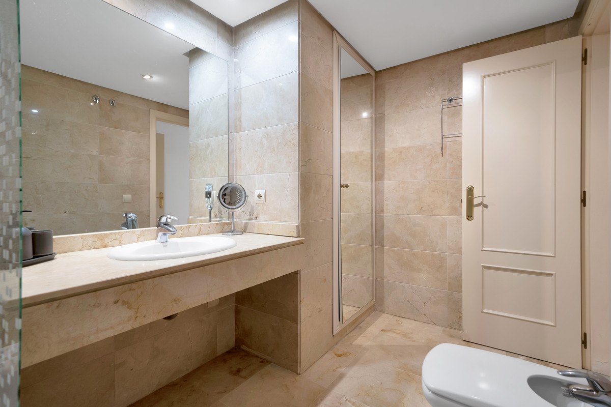 Appartement te koop in Nagüeles | 2 slaapkamers H5242255