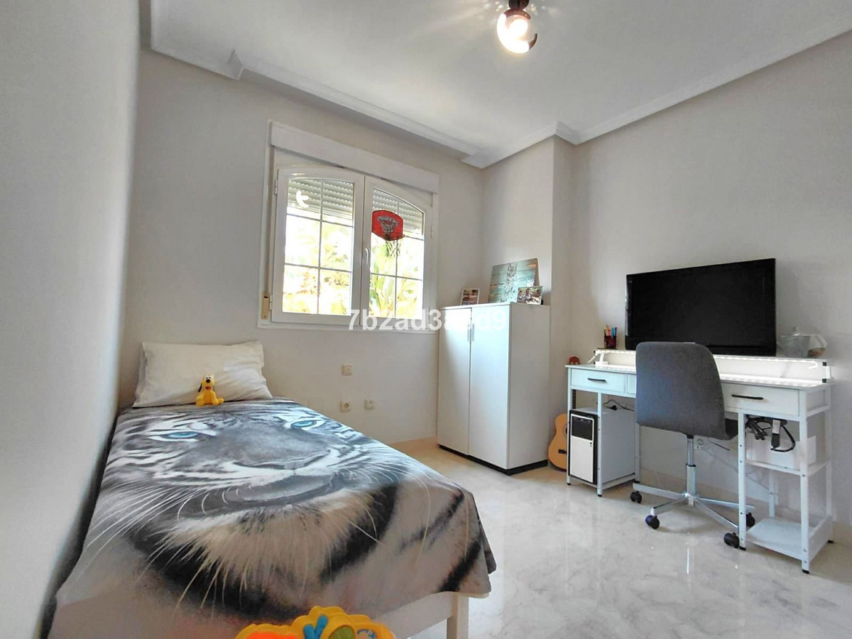 Appartement te koop in Nagüeles | 2 slaapkamers H5353675