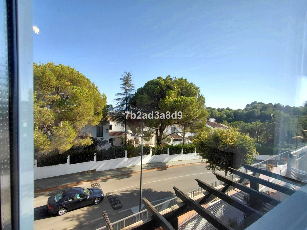 Appartement te koop in Nagüeles | 2 slaapkamers H5353675