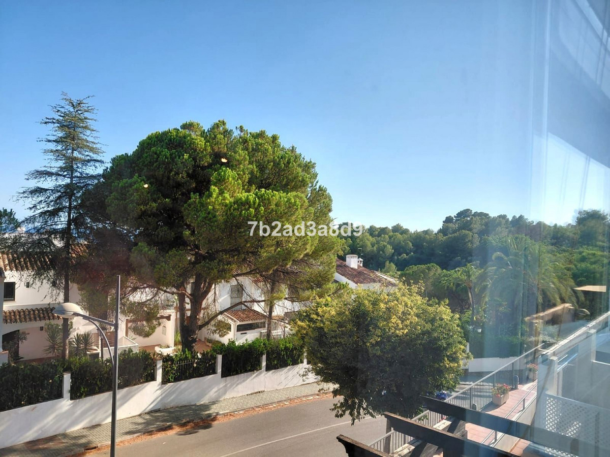 Appartement te koop in Nagüeles | 2 slaapkamers H5353675