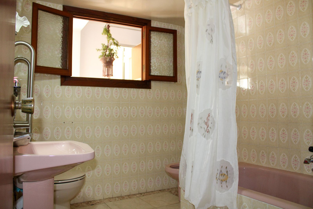 Penthouse in Nerja-12